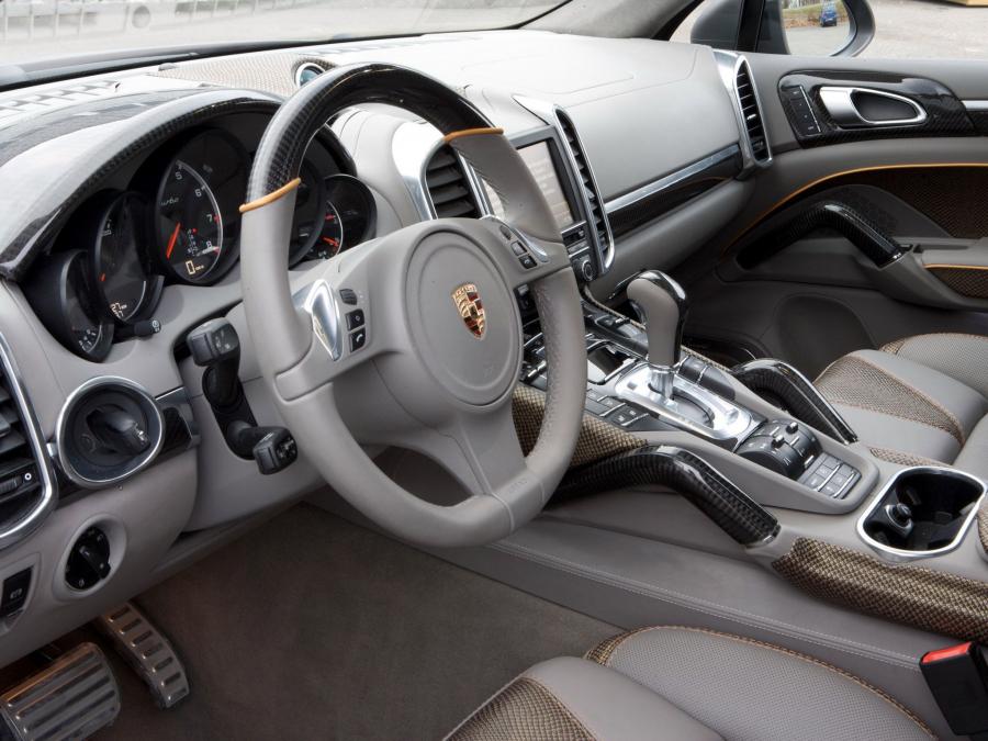  Porsche Cayenne by FAB Design 2011 года  (фото 18 из 23)